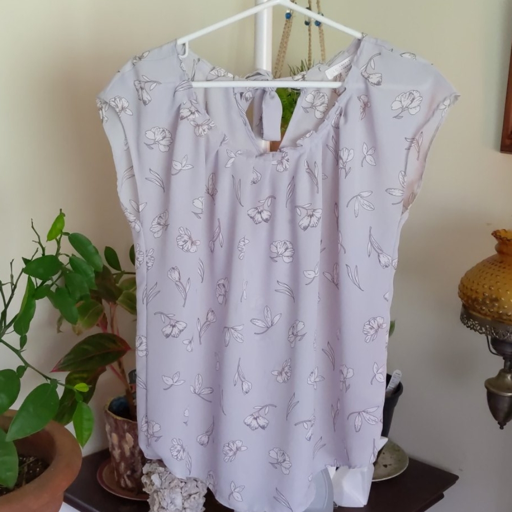 💟🌸Flowy floral top🌸💟
